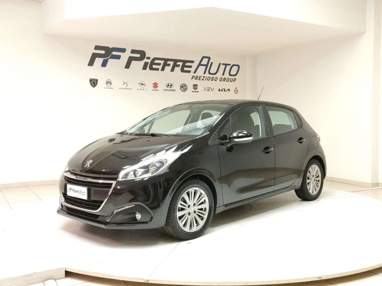 Photo 1 : Peugeot 208 2019 Diesel