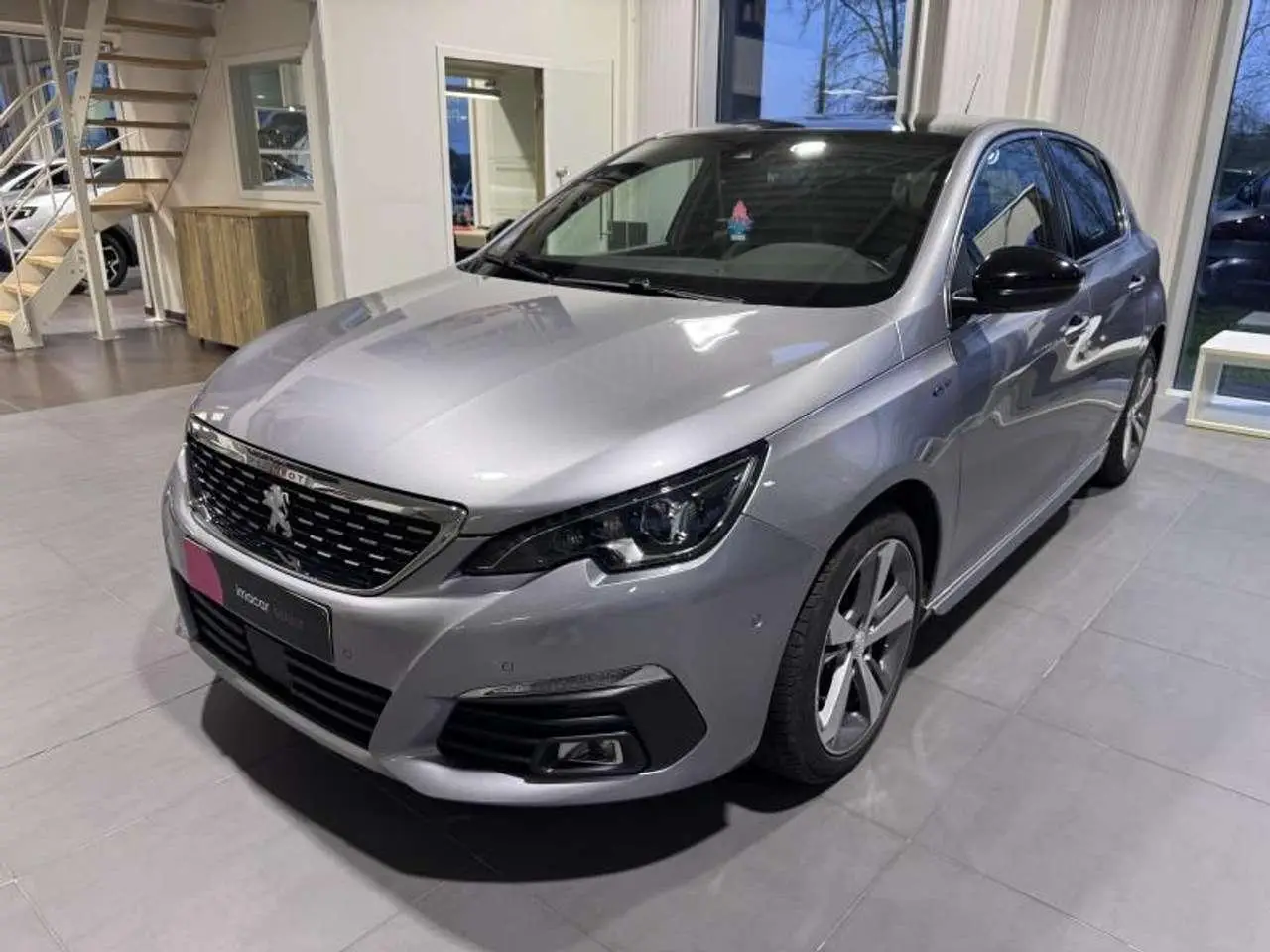 Photo 1 : Peugeot 308 2021 Petrol