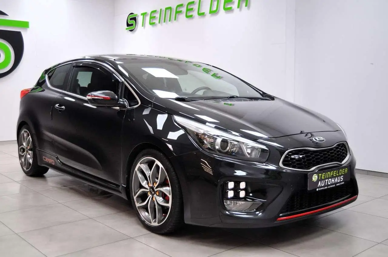 Photo 1 : Kia Ceed 2018 Essence