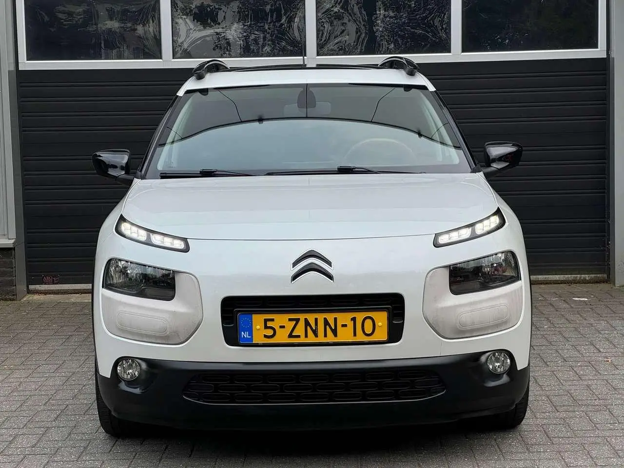 Photo 1 : Citroen C4 2015 Essence