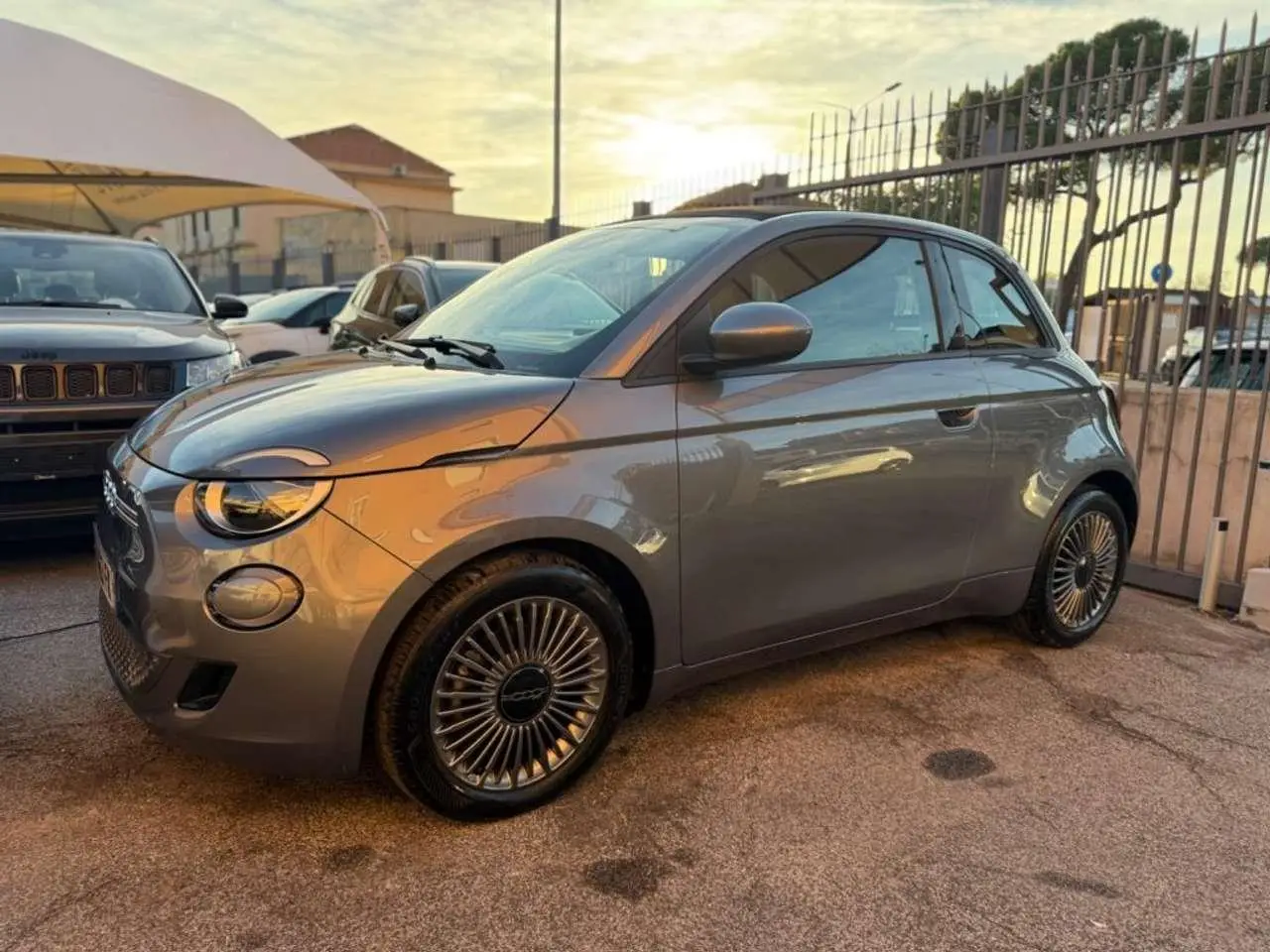 Photo 1 : Fiat 500 2021 Électrique