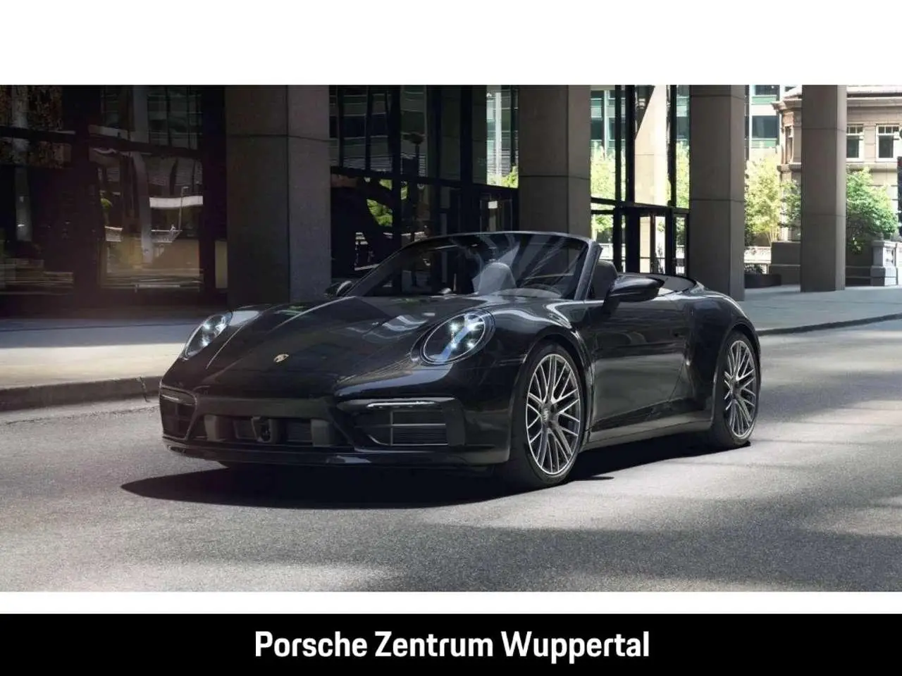 Photo 1 : Porsche 992 2024 Essence