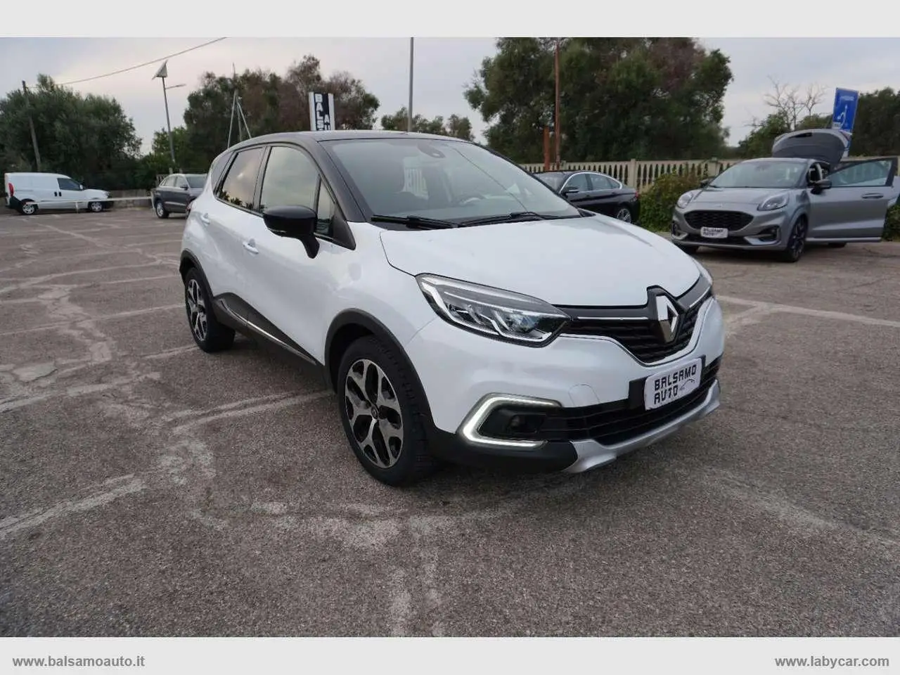 Photo 1 : Renault Captur 2018 Diesel