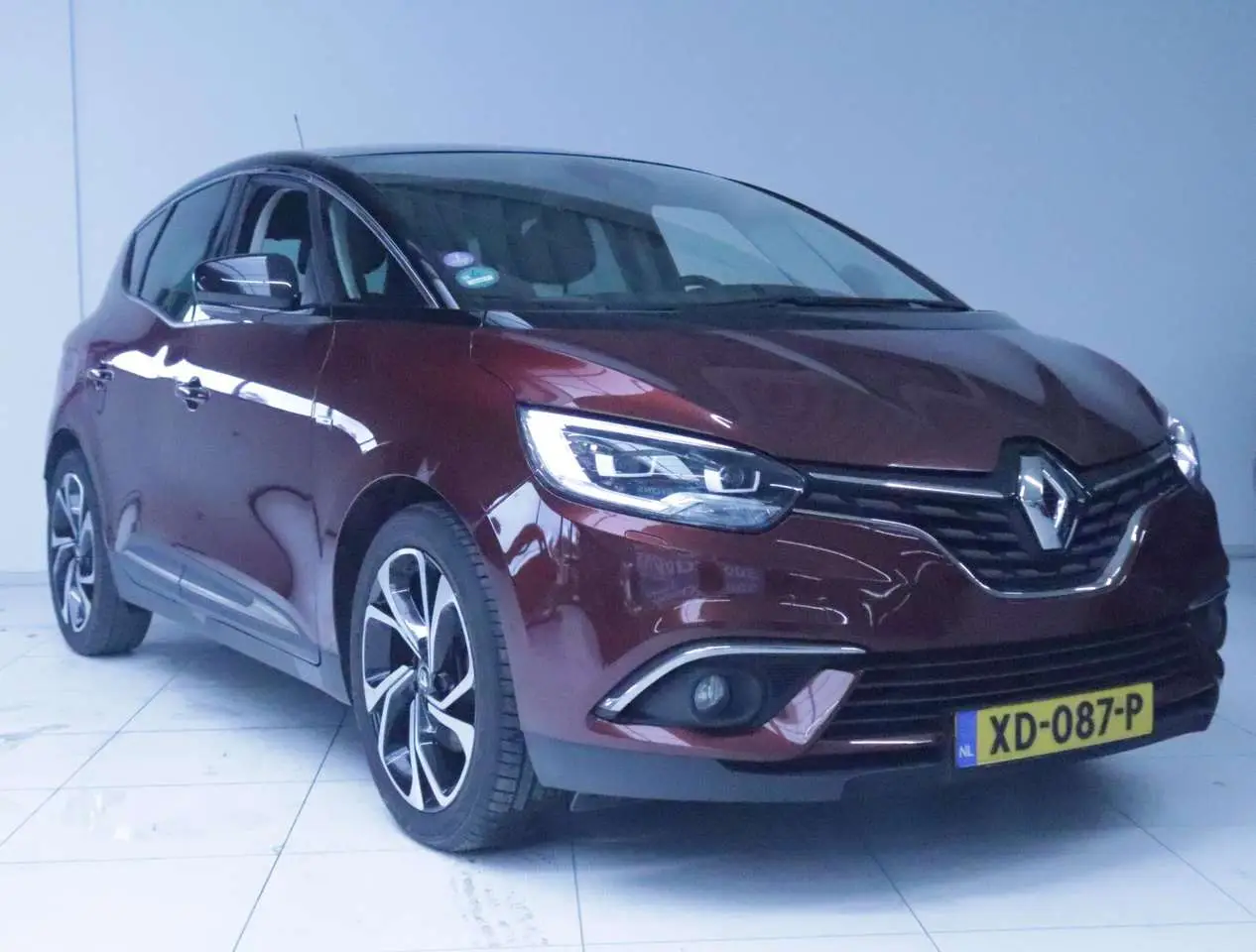 Photo 1 : Renault Scenic 2018 Essence