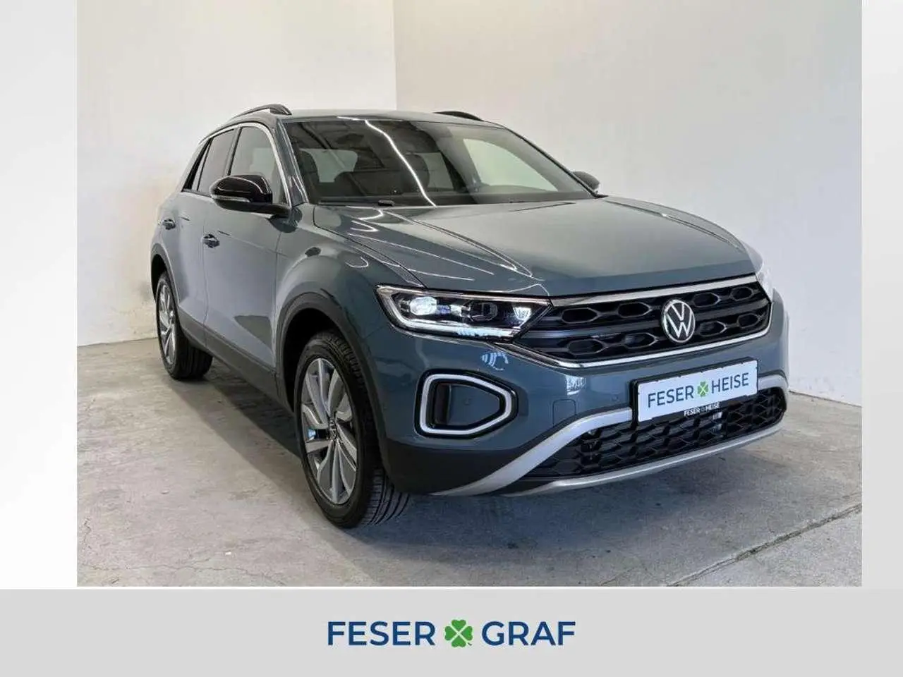 Photo 1 : Volkswagen T-roc 2024 Petrol