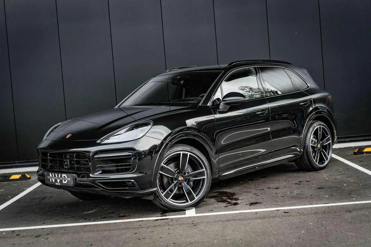 Photo 1 : Porsche Cayenne 2023 Essence