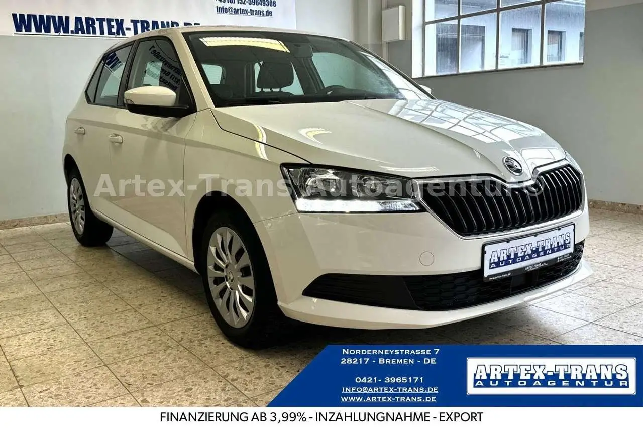 Photo 1 : Skoda Fabia 2020 Essence