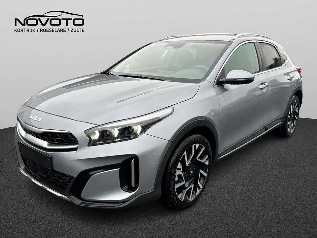 Photo 1 : Kia Xceed 2024 Petrol