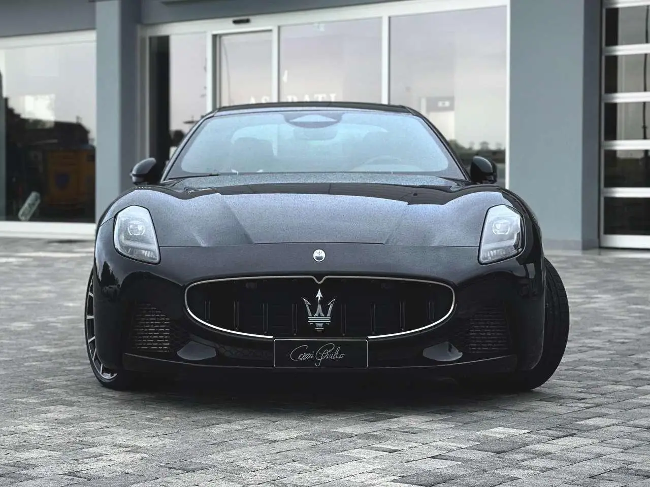 Photo 1 : Maserati Granturismo 2023 Essence