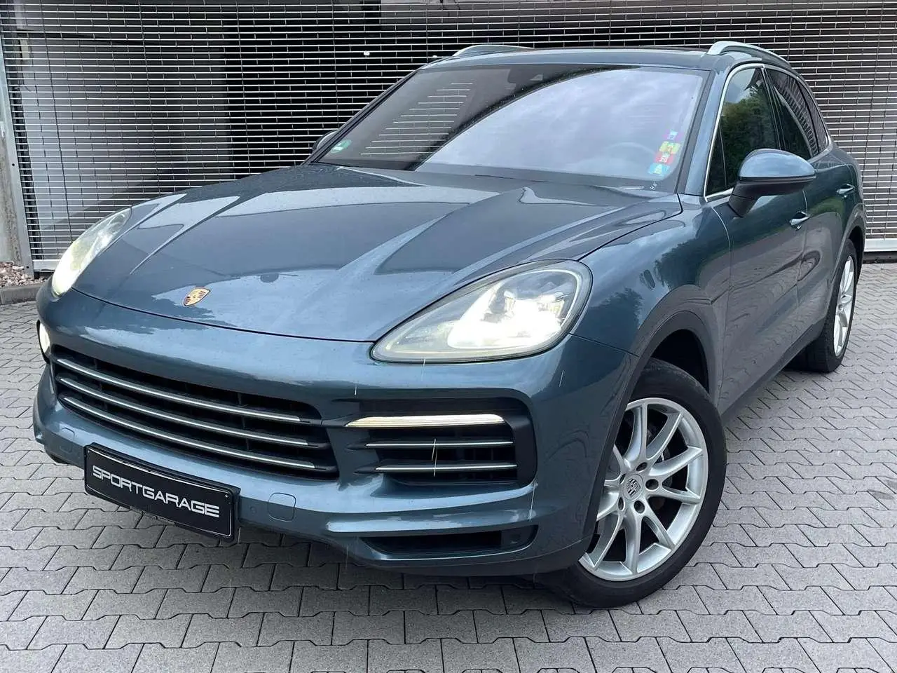 Photo 1 : Porsche Cayenne 2018 Petrol