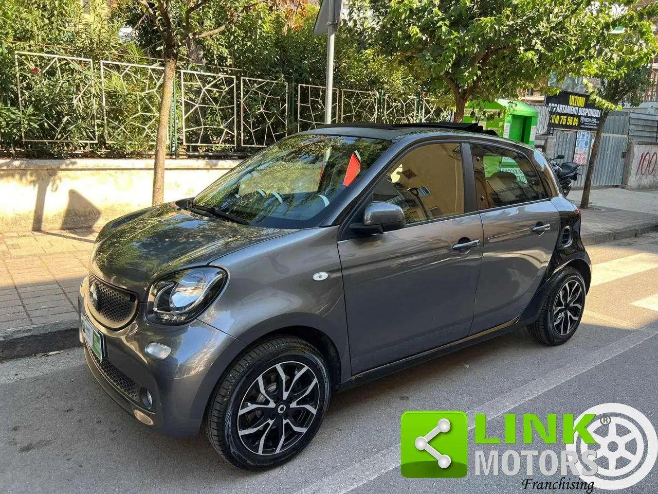 Photo 1 : Smart Forfour 2019 Essence