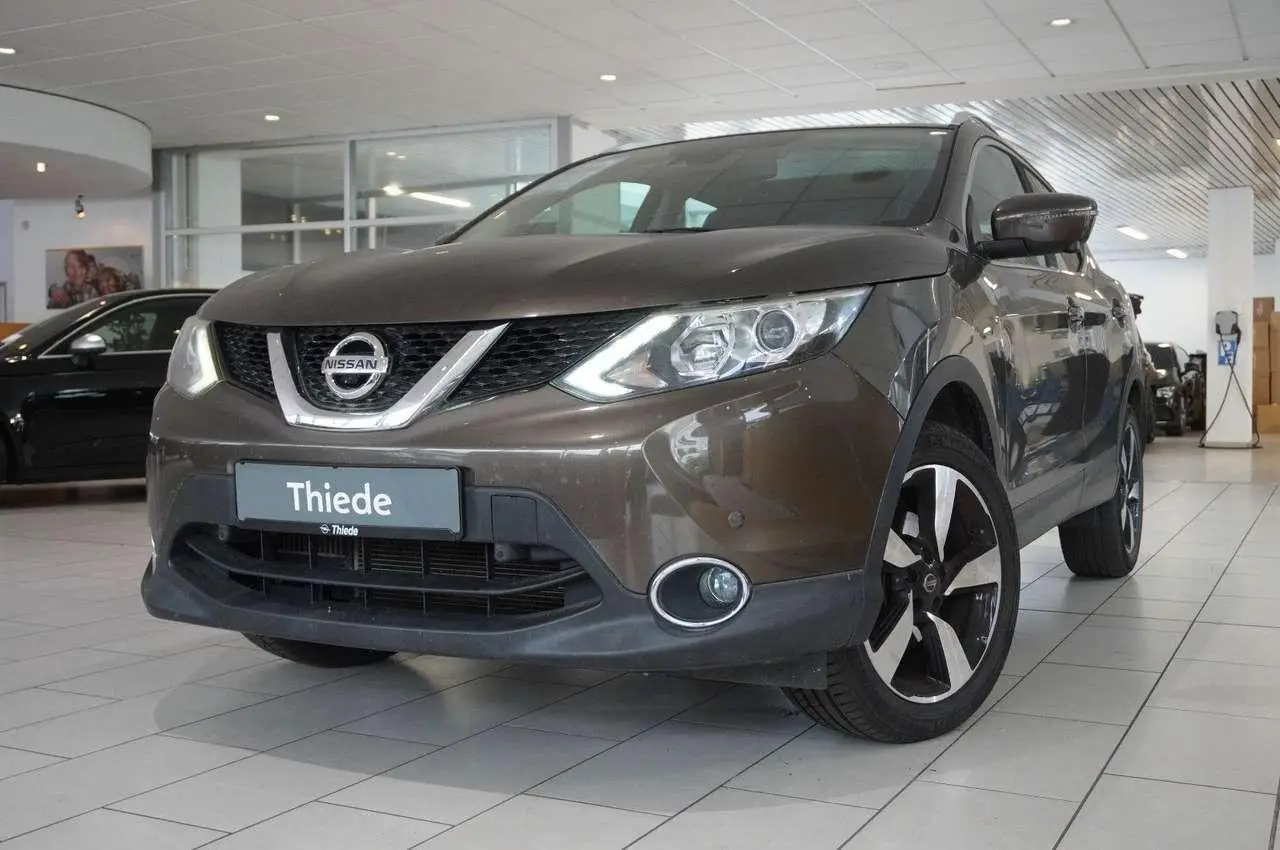 Photo 1 : Nissan Qashqai 2016 Petrol