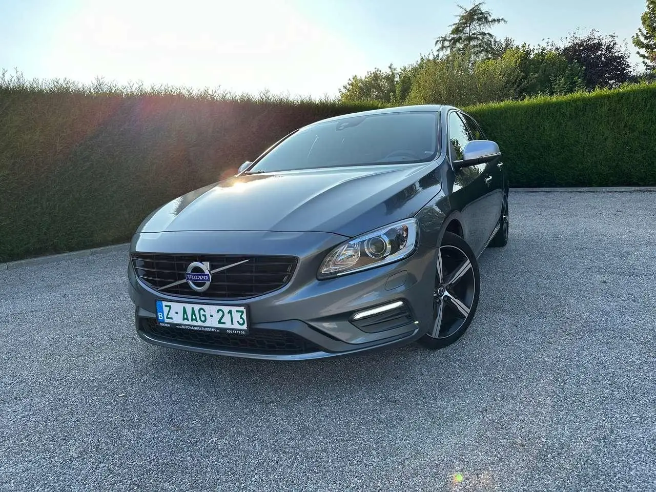 Photo 1 : Volvo V60 2018 Diesel