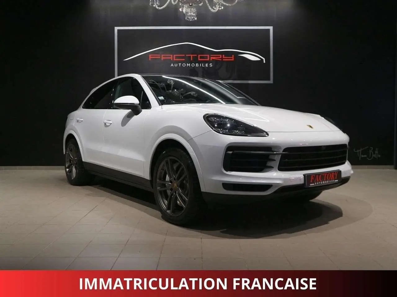 Photo 1 : Porsche Cayenne 2019 Petrol