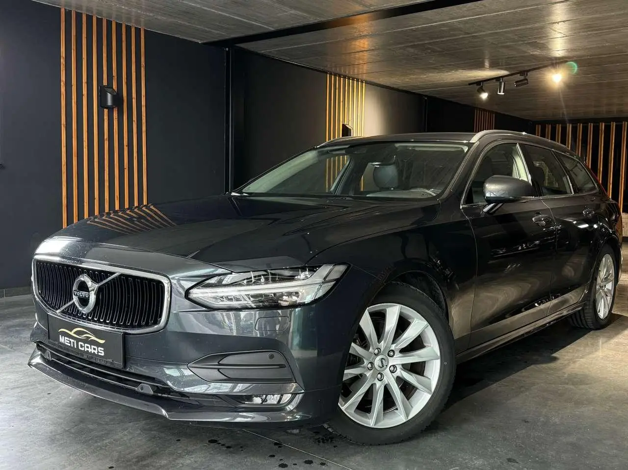 Photo 1 : Volvo V90 2019 Diesel