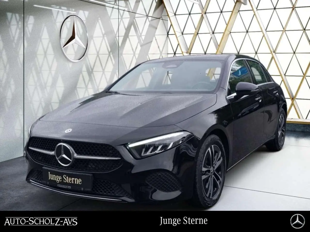 Photo 1 : Mercedes-benz Classe A 2023 Petrol