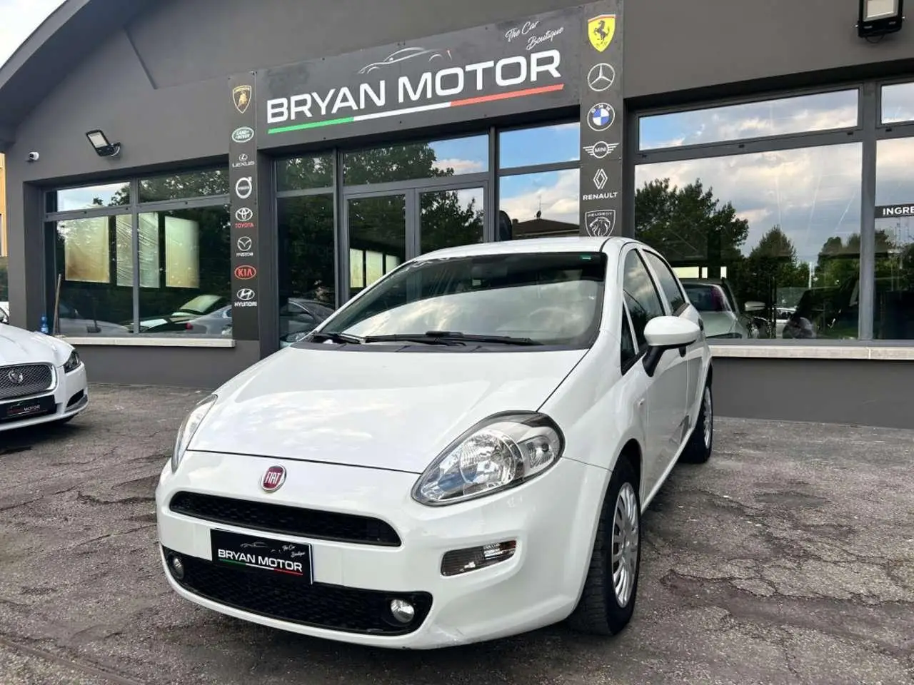 Photo 1 : Fiat Punto 2017 Diesel