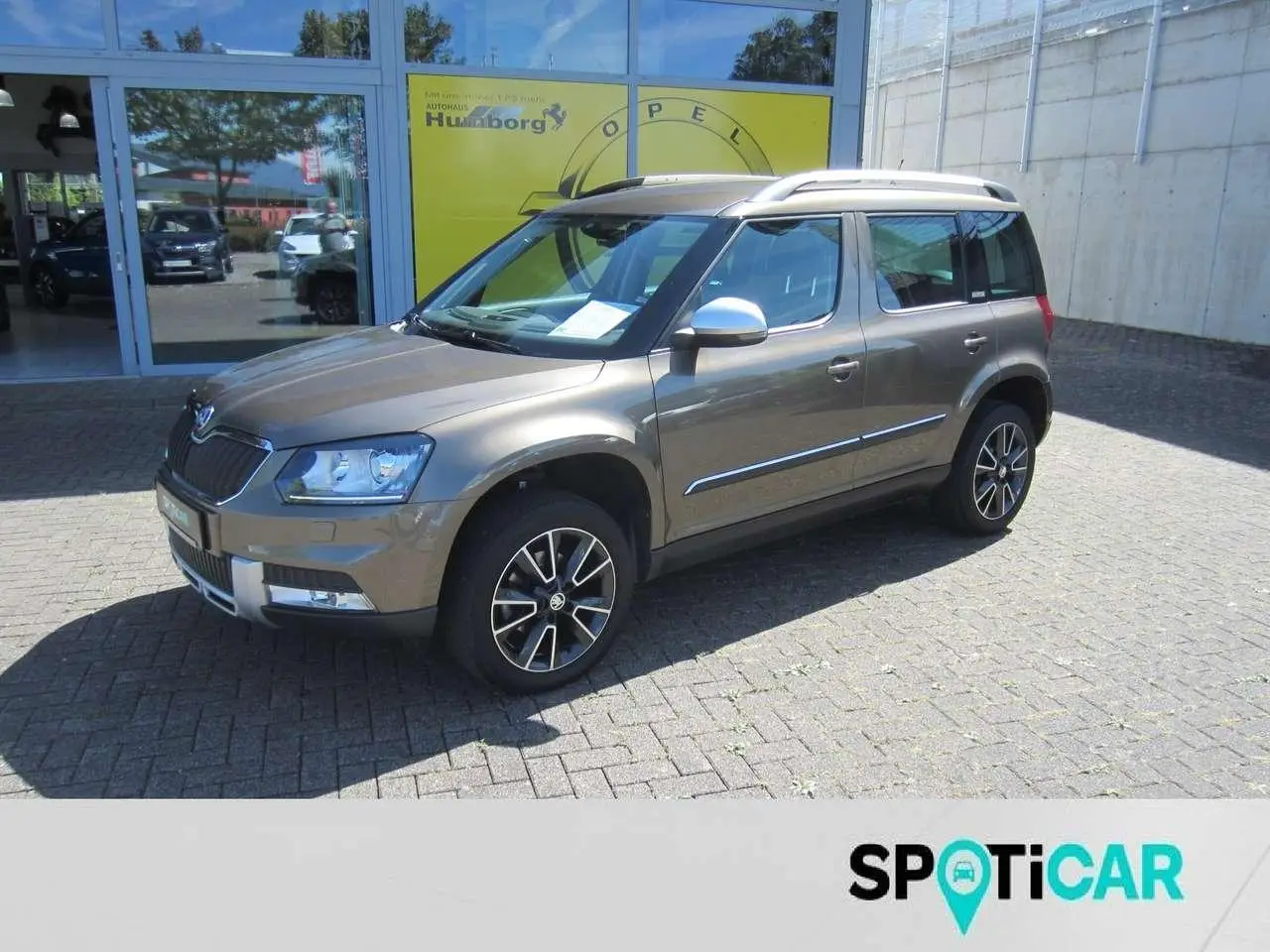 Photo 1 : Skoda Yeti 2015 Petrol