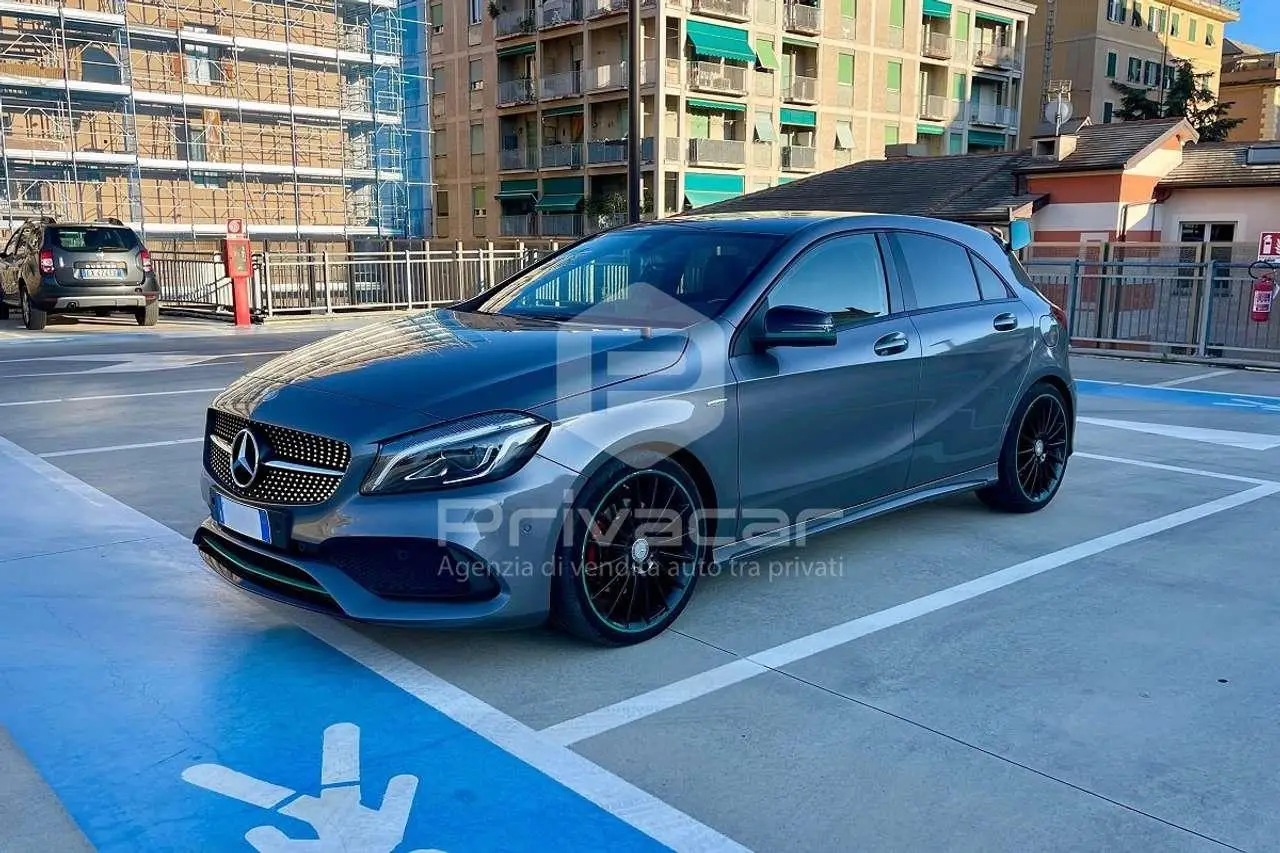 Photo 1 : Mercedes-benz Classe A 2017 Petrol