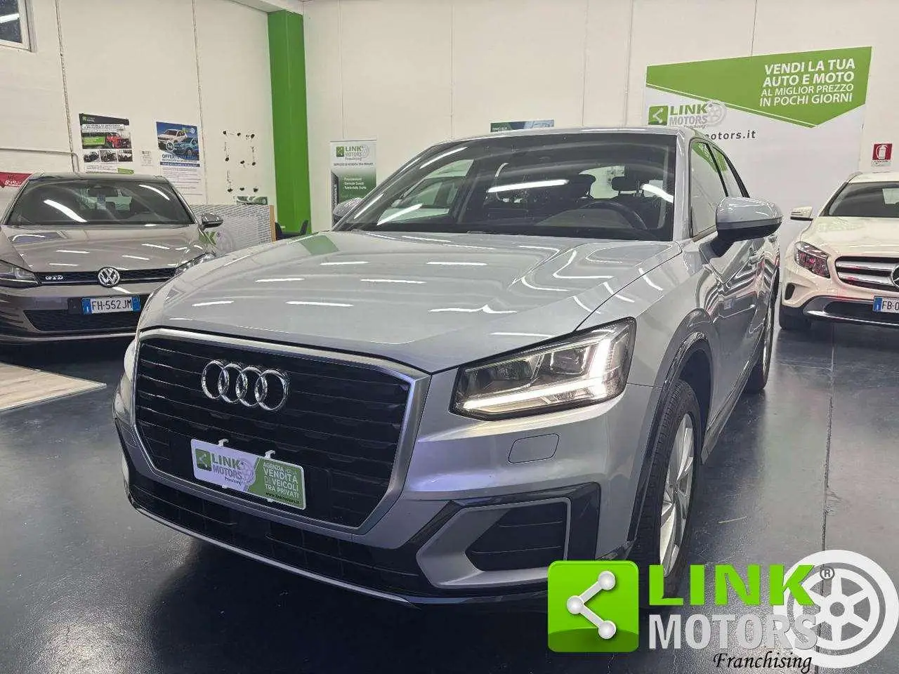 Photo 1 : Audi Q2 2017 Petrol