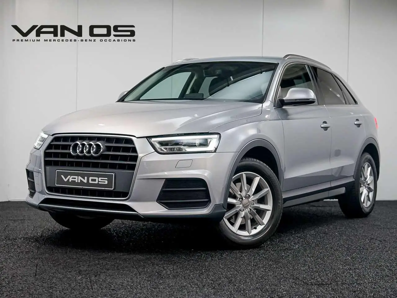 Photo 1 : Audi Q3 2016 Petrol