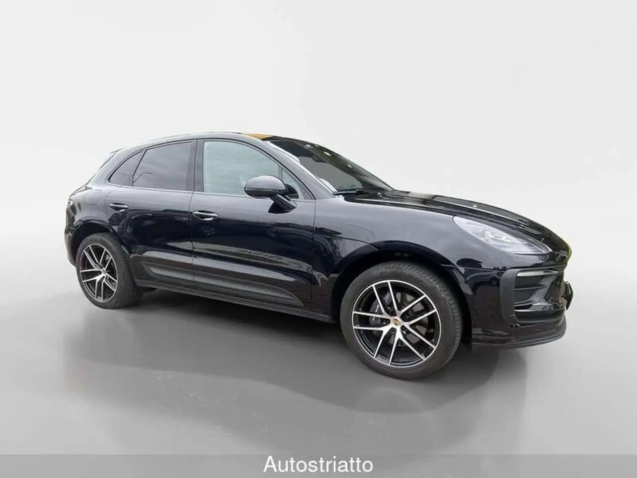 Photo 1 : Porsche Macan 2021 Petrol