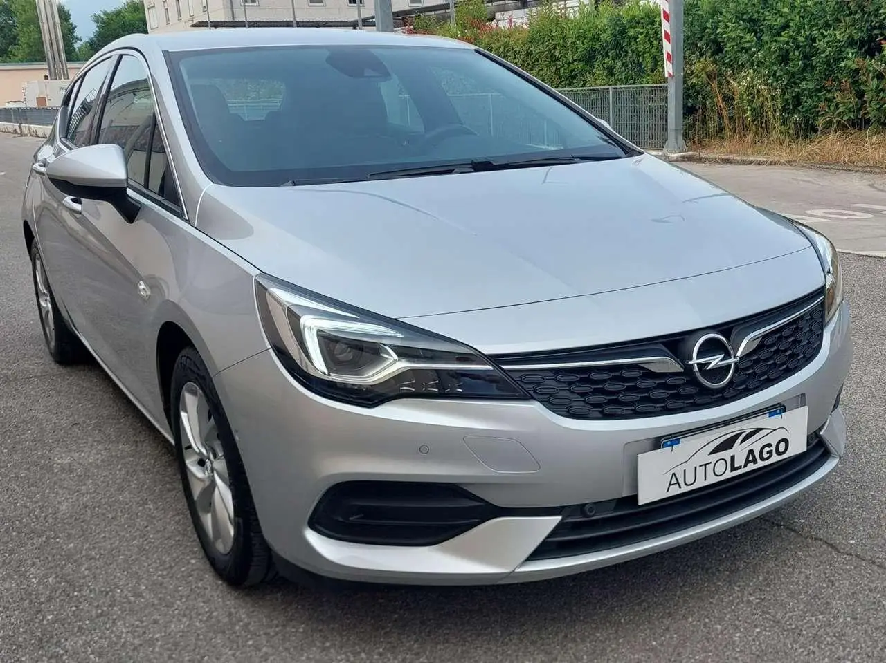 Photo 1 : Opel Astra 2020 Essence