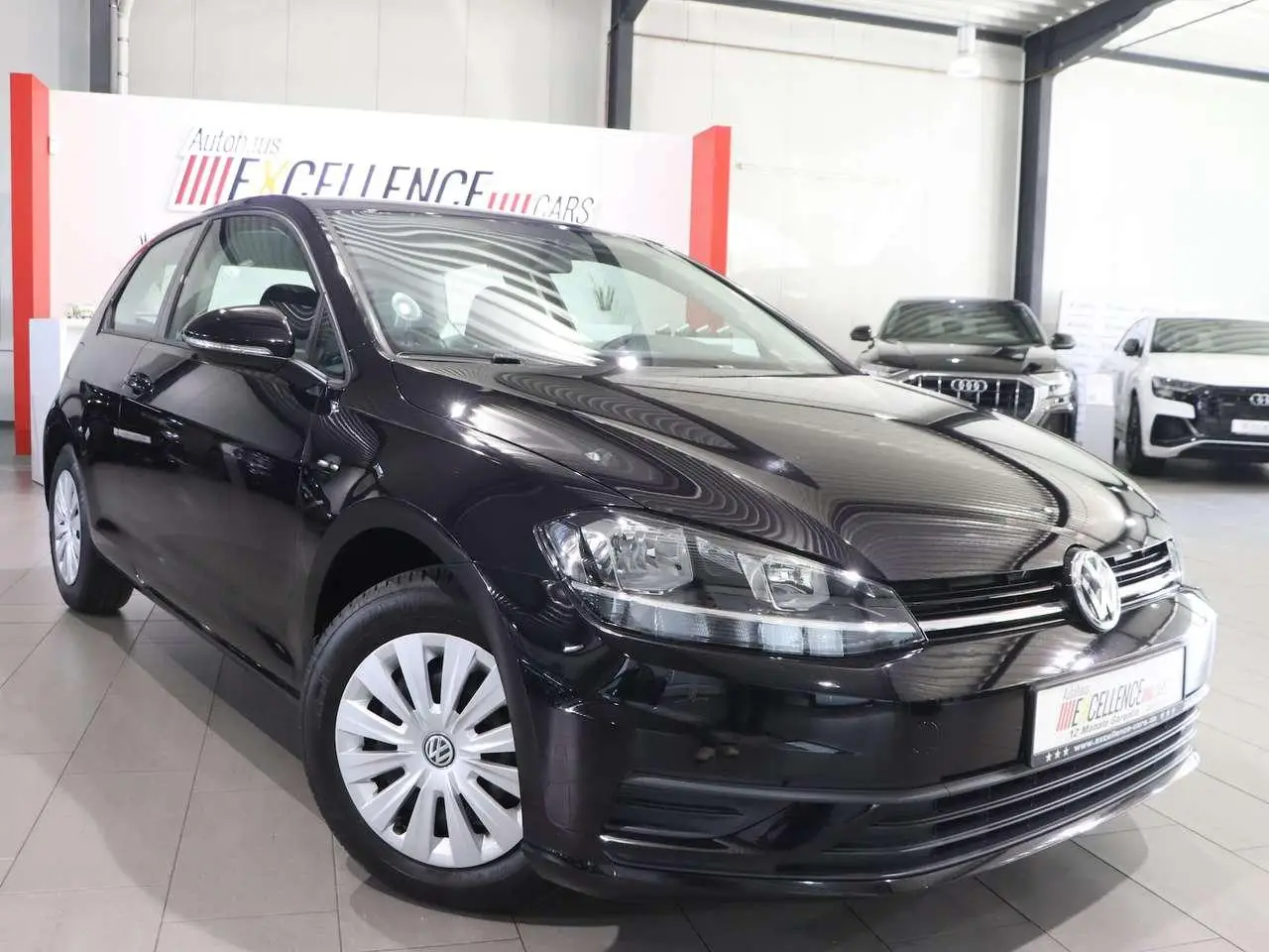 Photo 1 : Volkswagen Golf 2018 Petrol