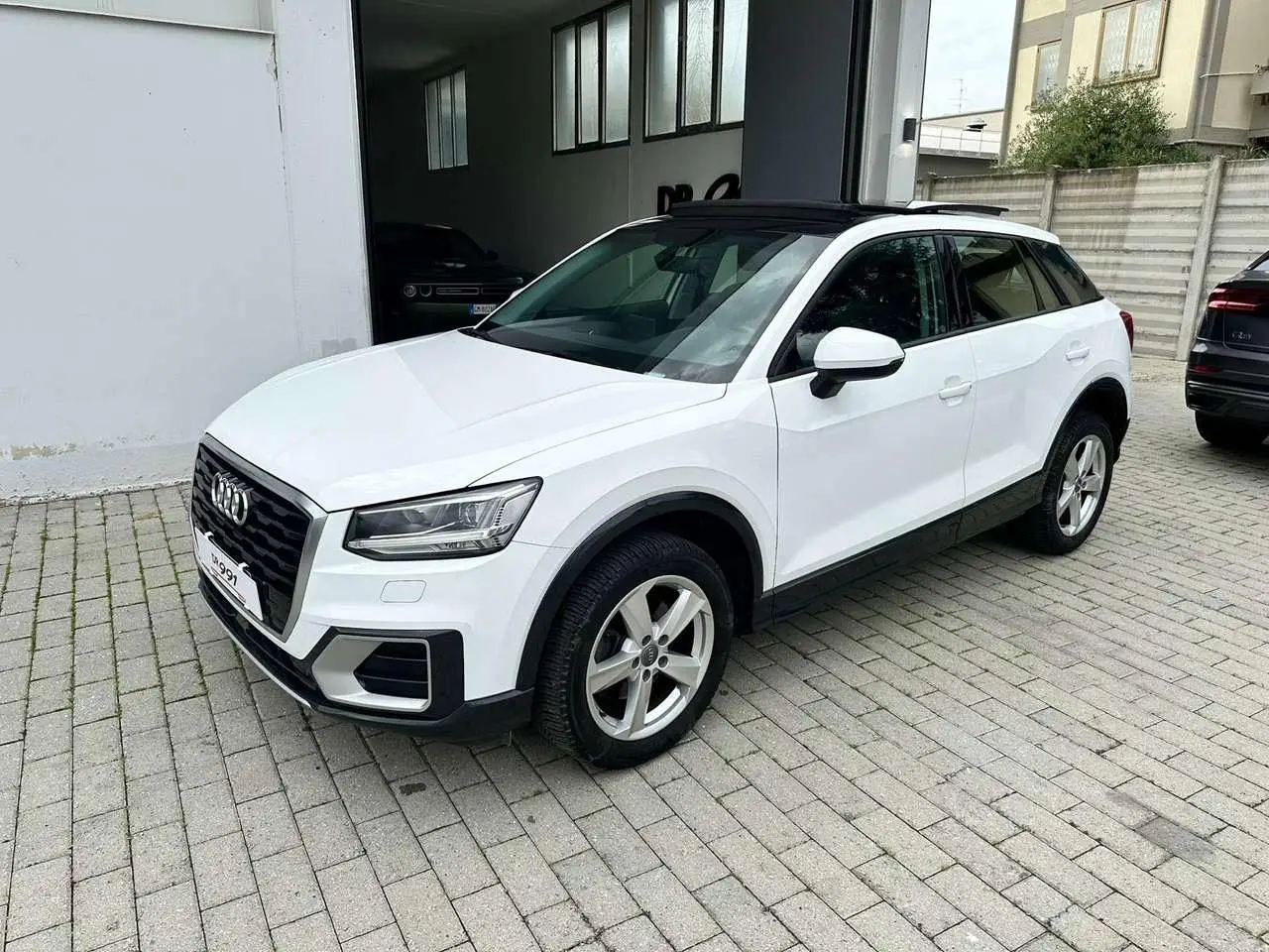 Photo 1 : Audi Q2 2018 Diesel