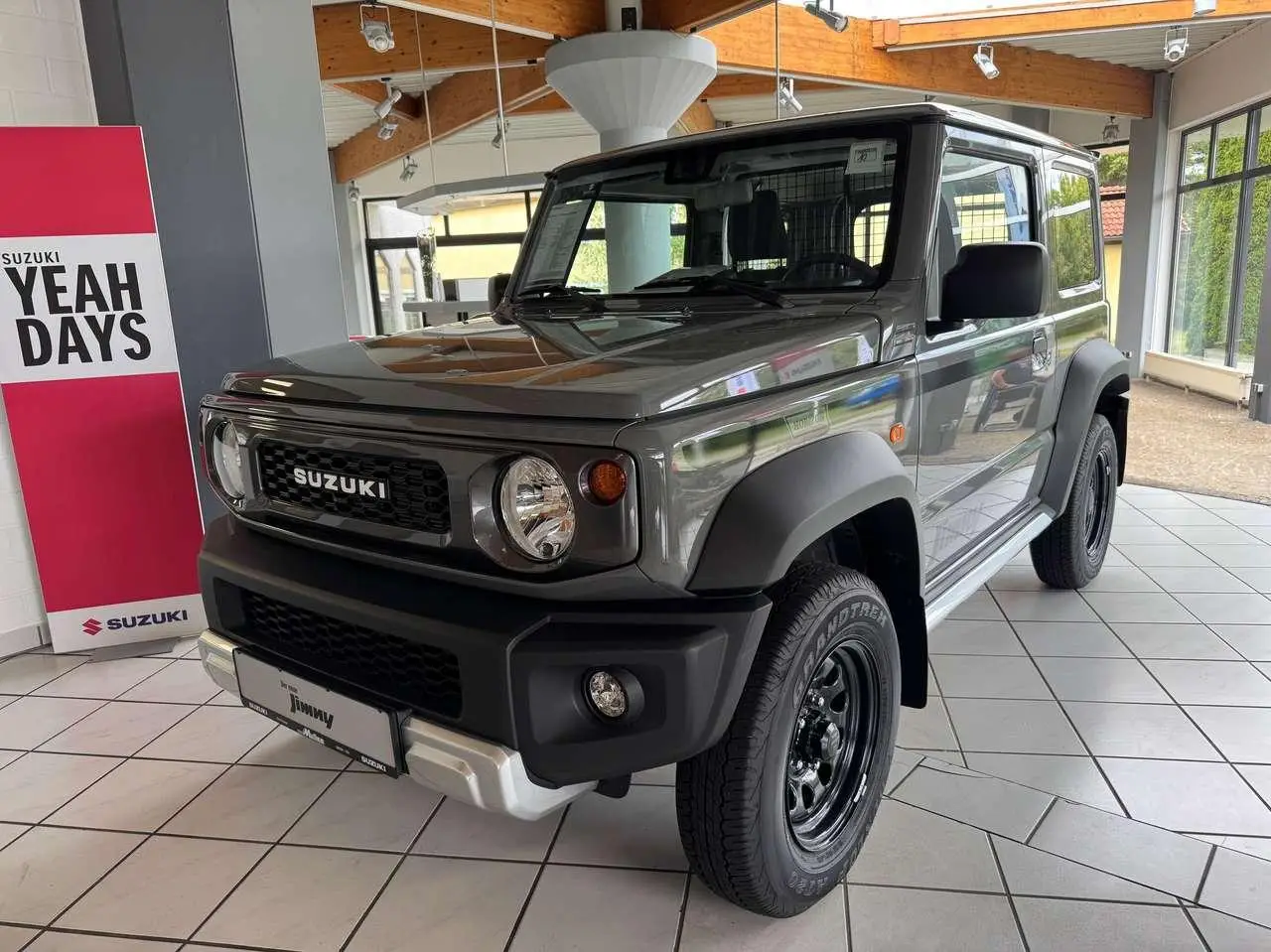 Photo 1 : Suzuki Jimny 2024 Petrol