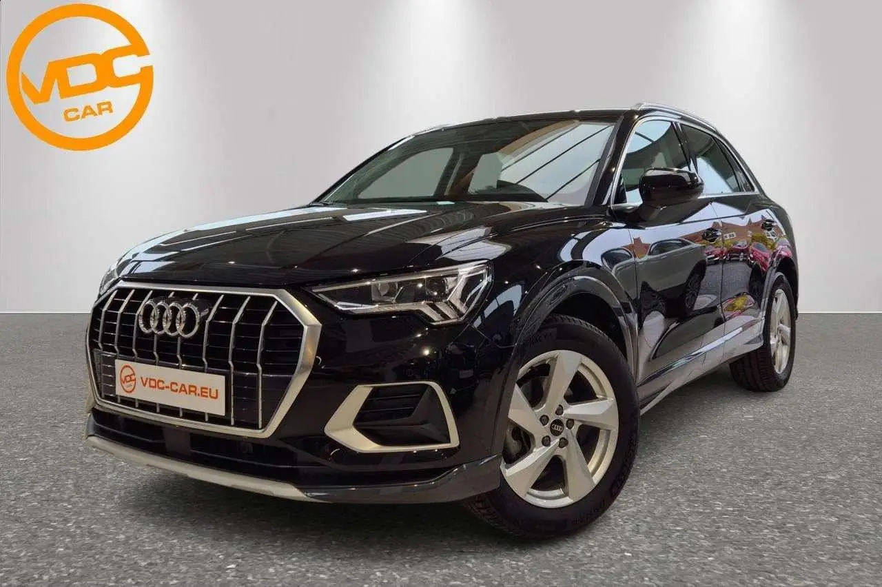 Photo 1 : Audi Q3 2022 Essence