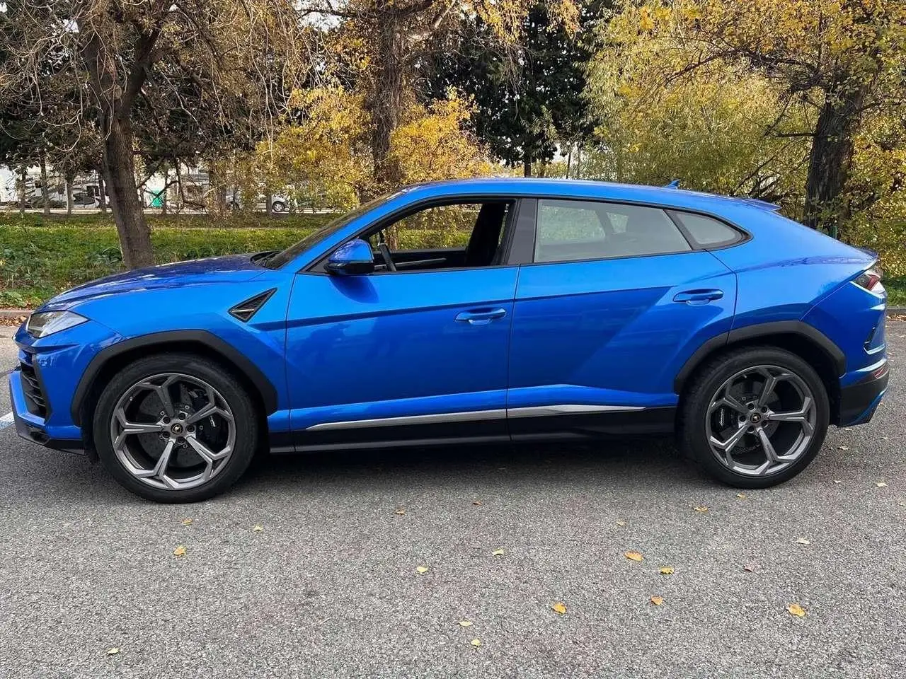 Photo 1 : Lamborghini Urus 2018 Essence