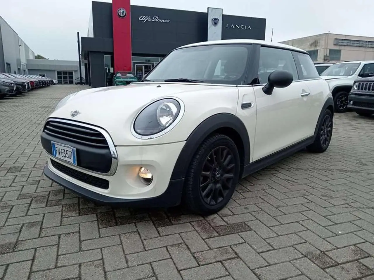 Photo 1 : Mini One 2019 Petrol