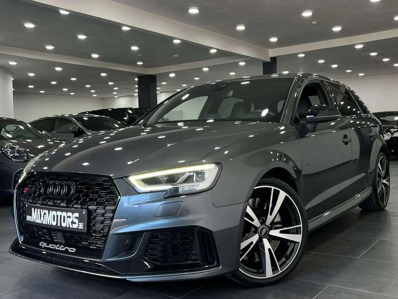 Photo 1 : Audi Rs3 2019 Petrol