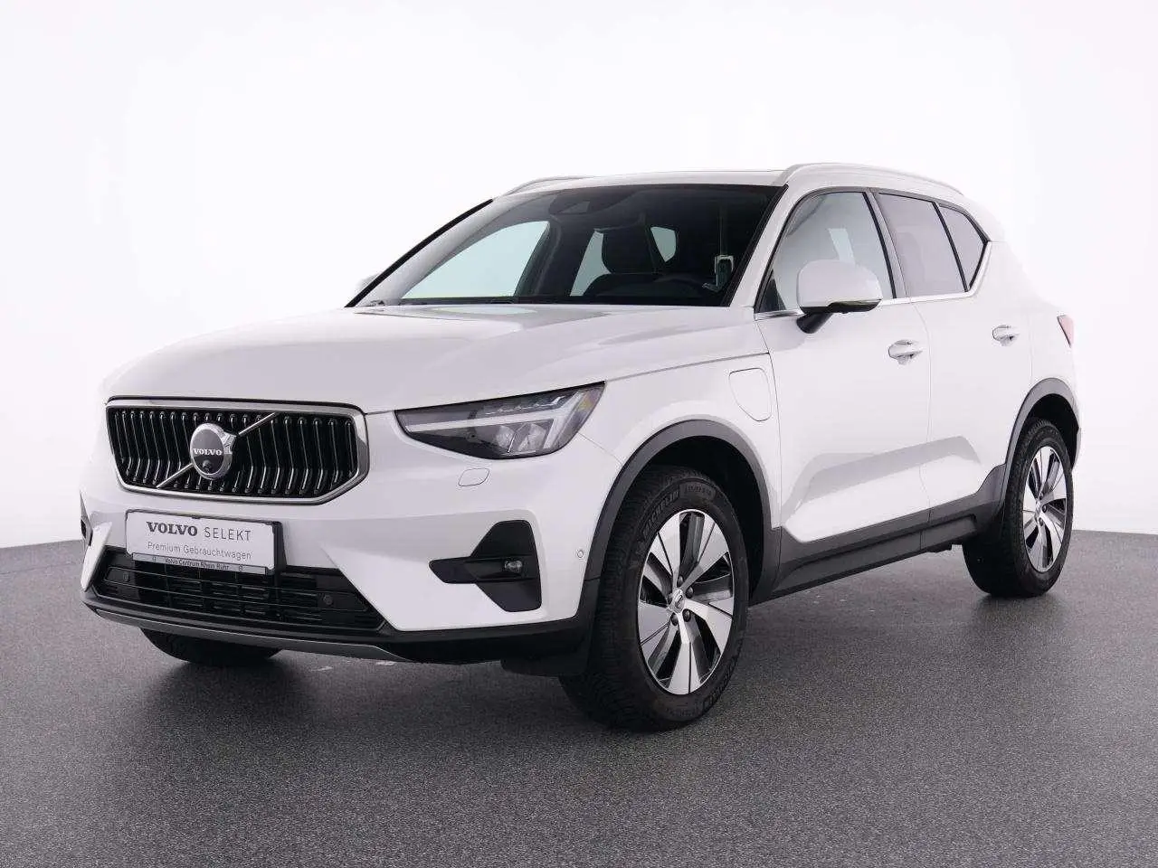 Photo 1 : Volvo Xc40 2023 Hybride