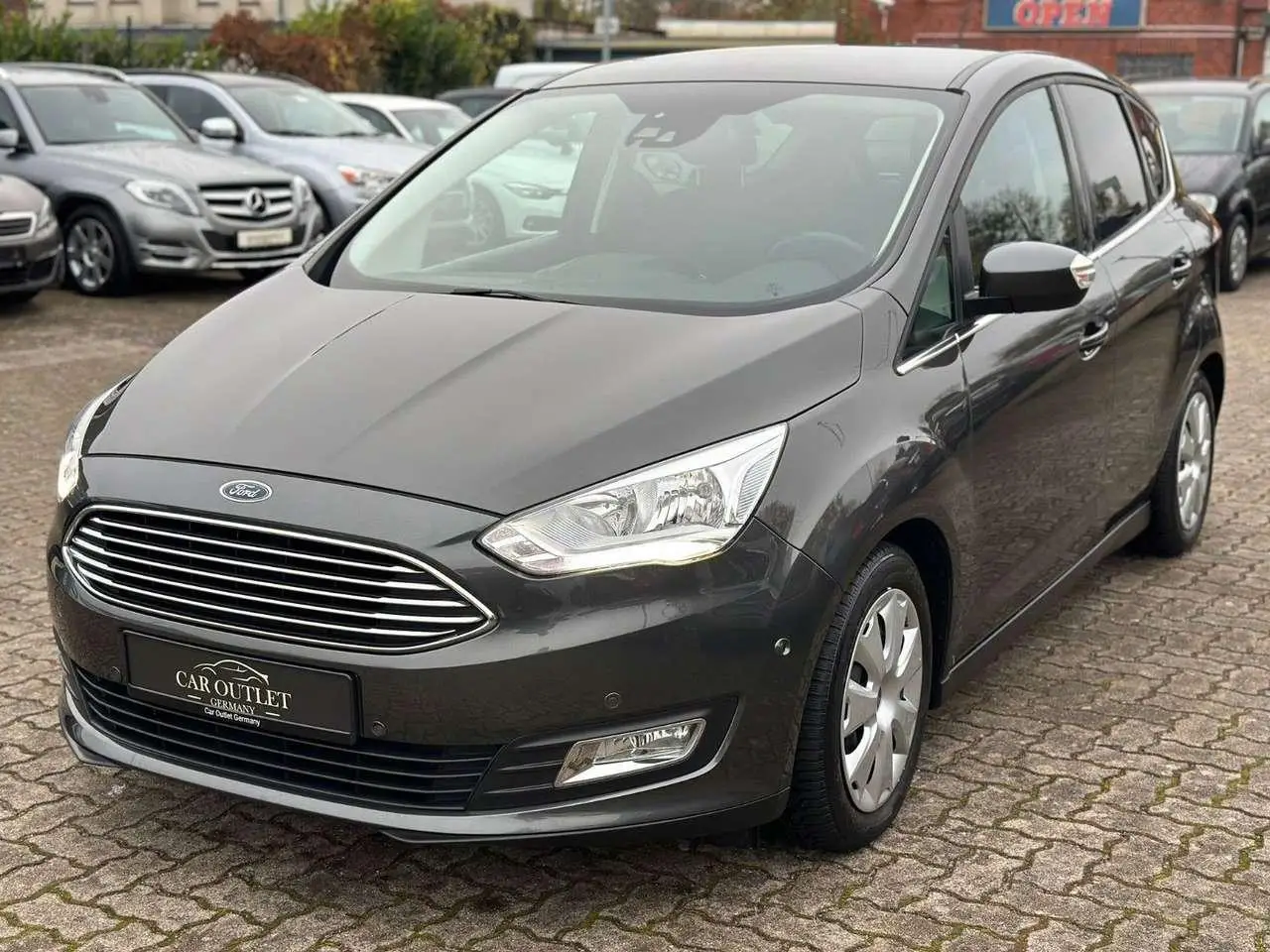 Photo 1 : Ford C-max 2018 Essence