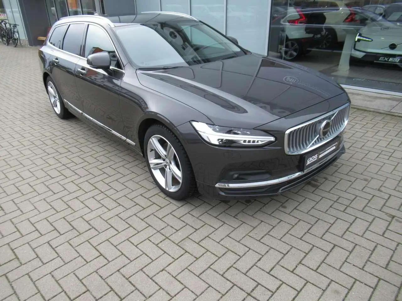 Photo 1 : Volvo V90 2023 Diesel