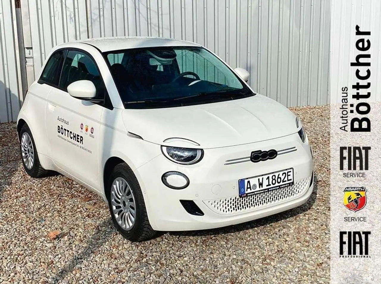 Photo 1 : Fiat 500 2023 Électrique