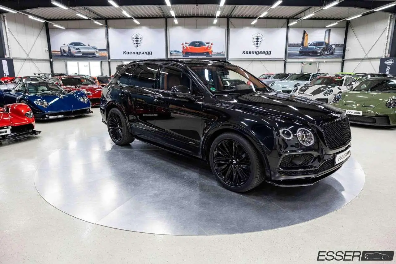 Photo 1 : Bentley Bentayga 2019 Essence