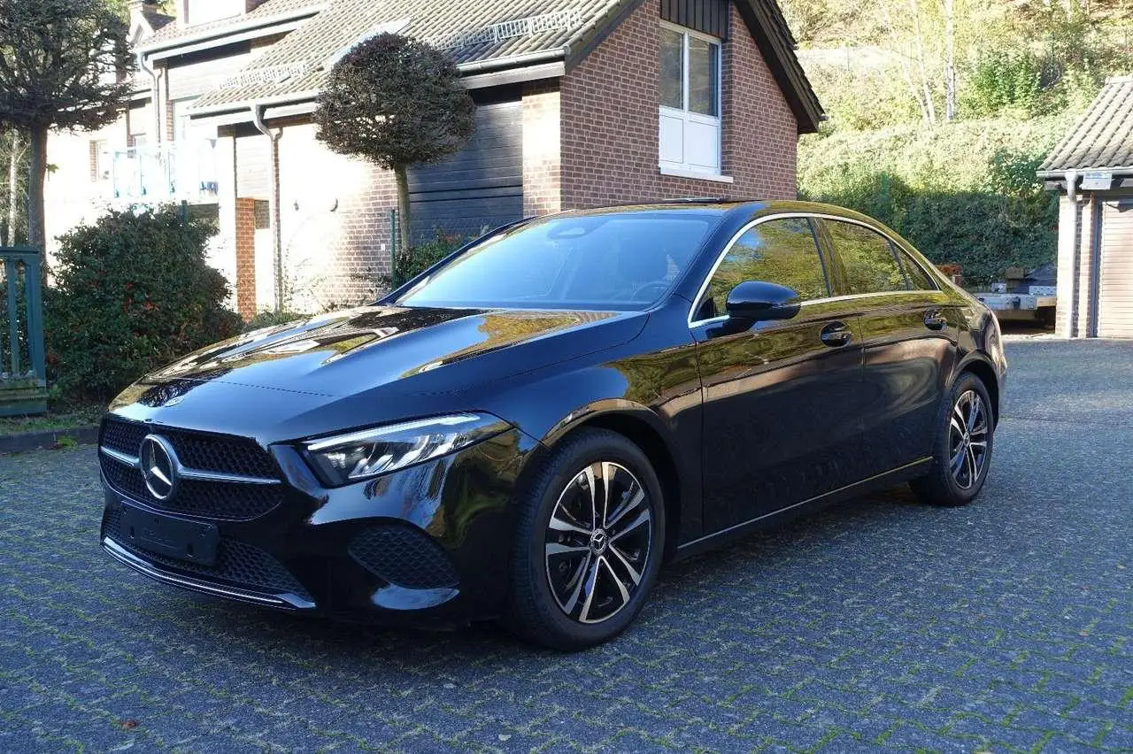 Photo 1 : Mercedes-benz Classe A 2023 Essence