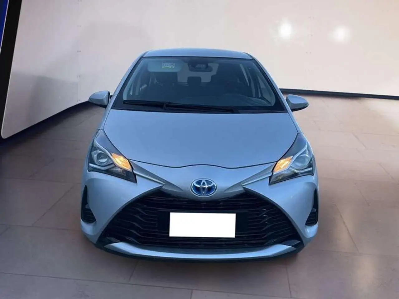 Photo 1 : Toyota Yaris 2019 Hybrid