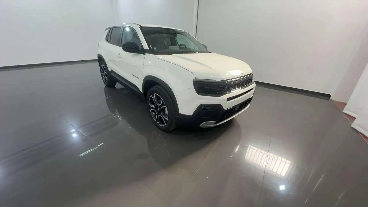 Photo 1 : Jeep Avenger 2024 Essence