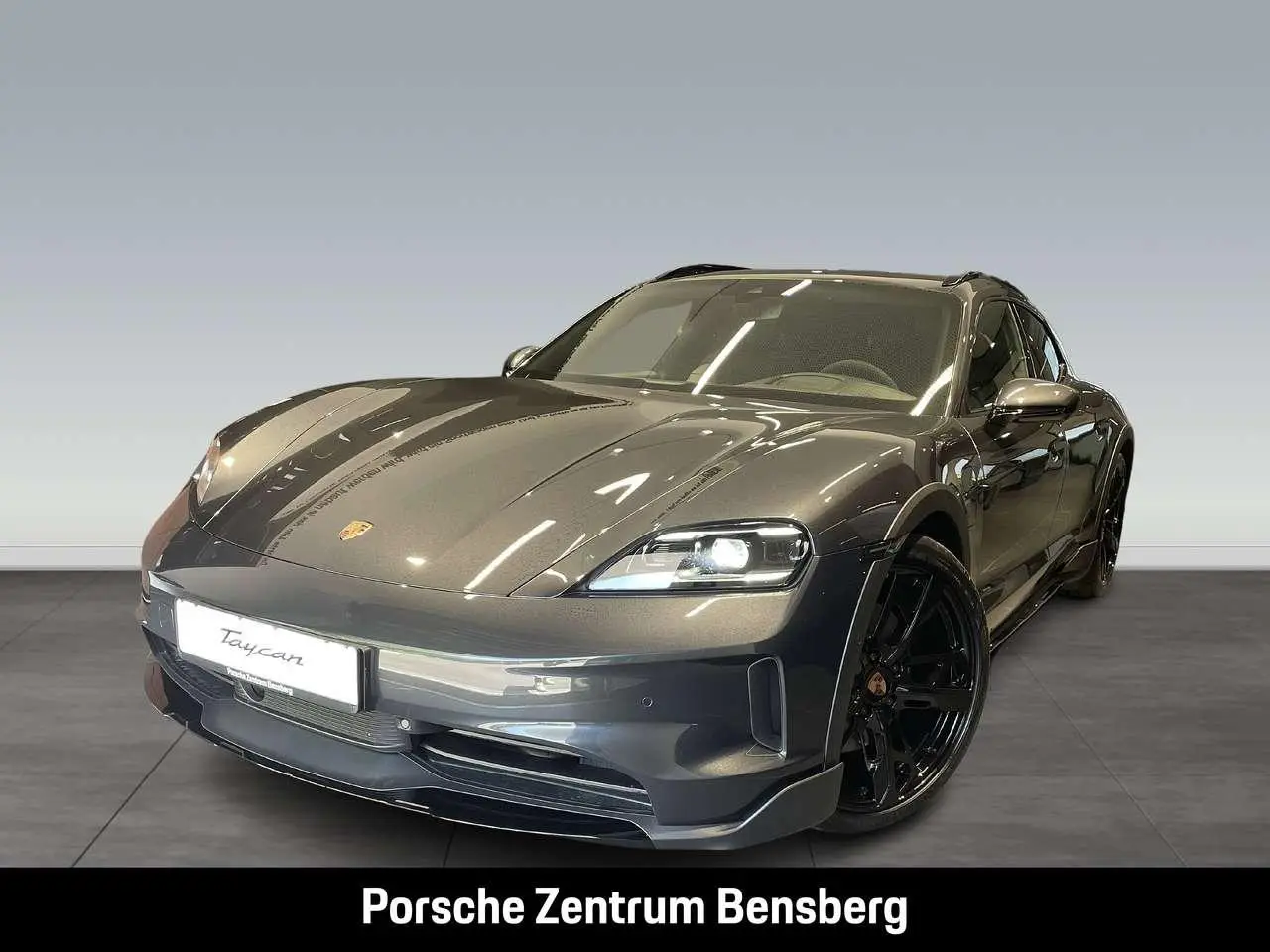 Photo 1 : Porsche Taycan 2024 Electric