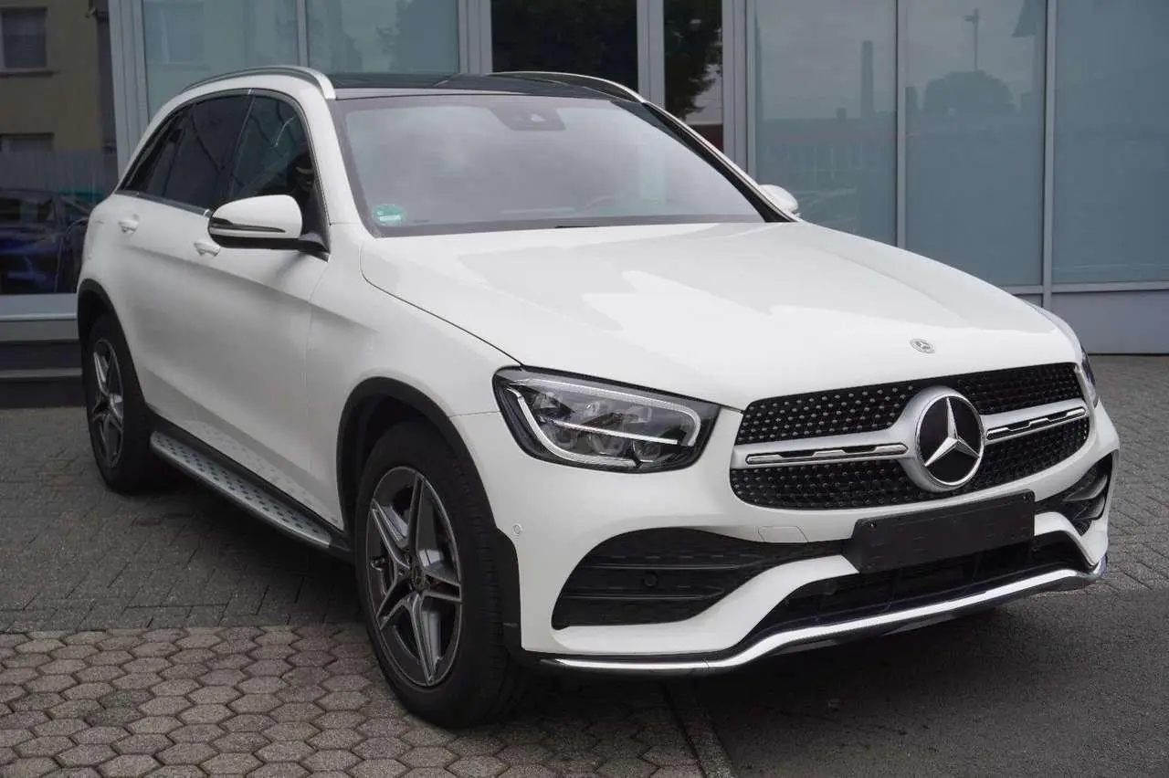 Photo 1 : Mercedes-benz Classe Glc 2022 Petrol