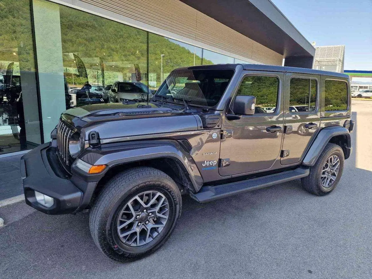 Photo 1 : Jeep Wrangler 2022 Hybride