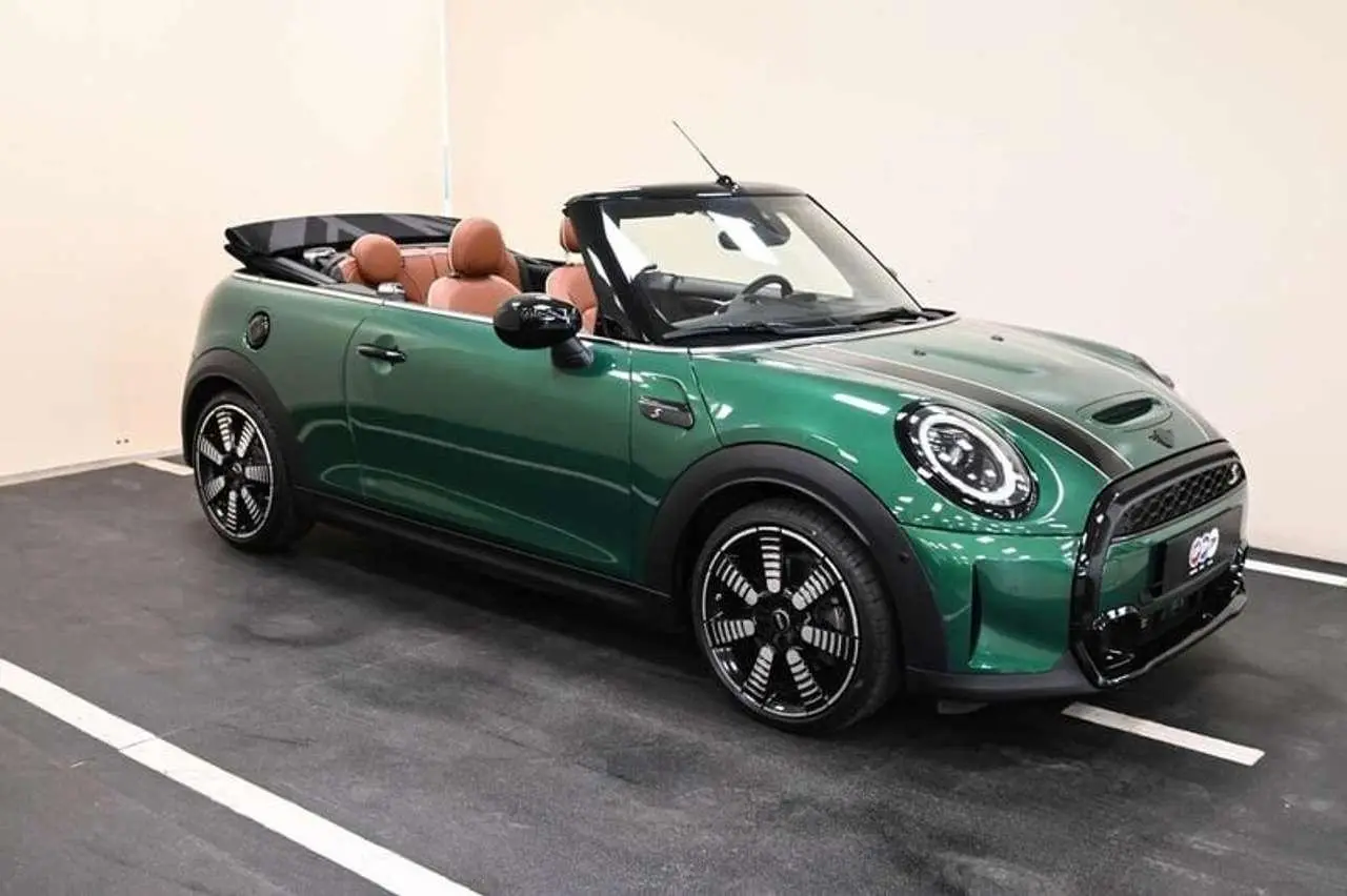 Photo 1 : Mini Cooper 2023 Petrol