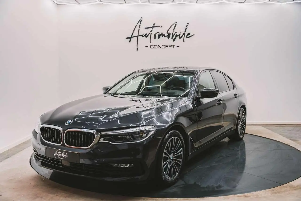 Photo 1 : Bmw Serie 5 2018 Petrol