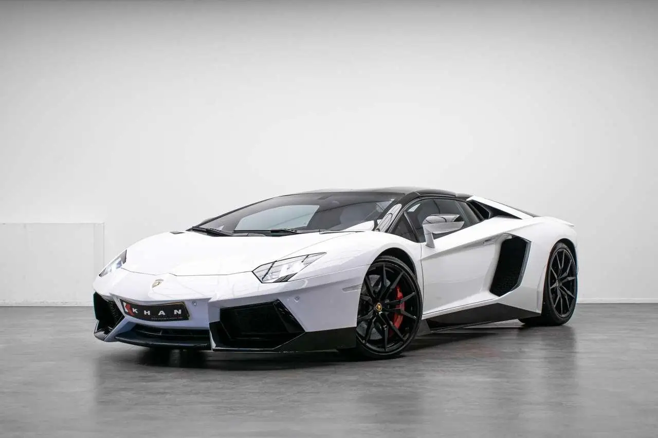 Photo 1 : Lamborghini Aventador 2016 Essence