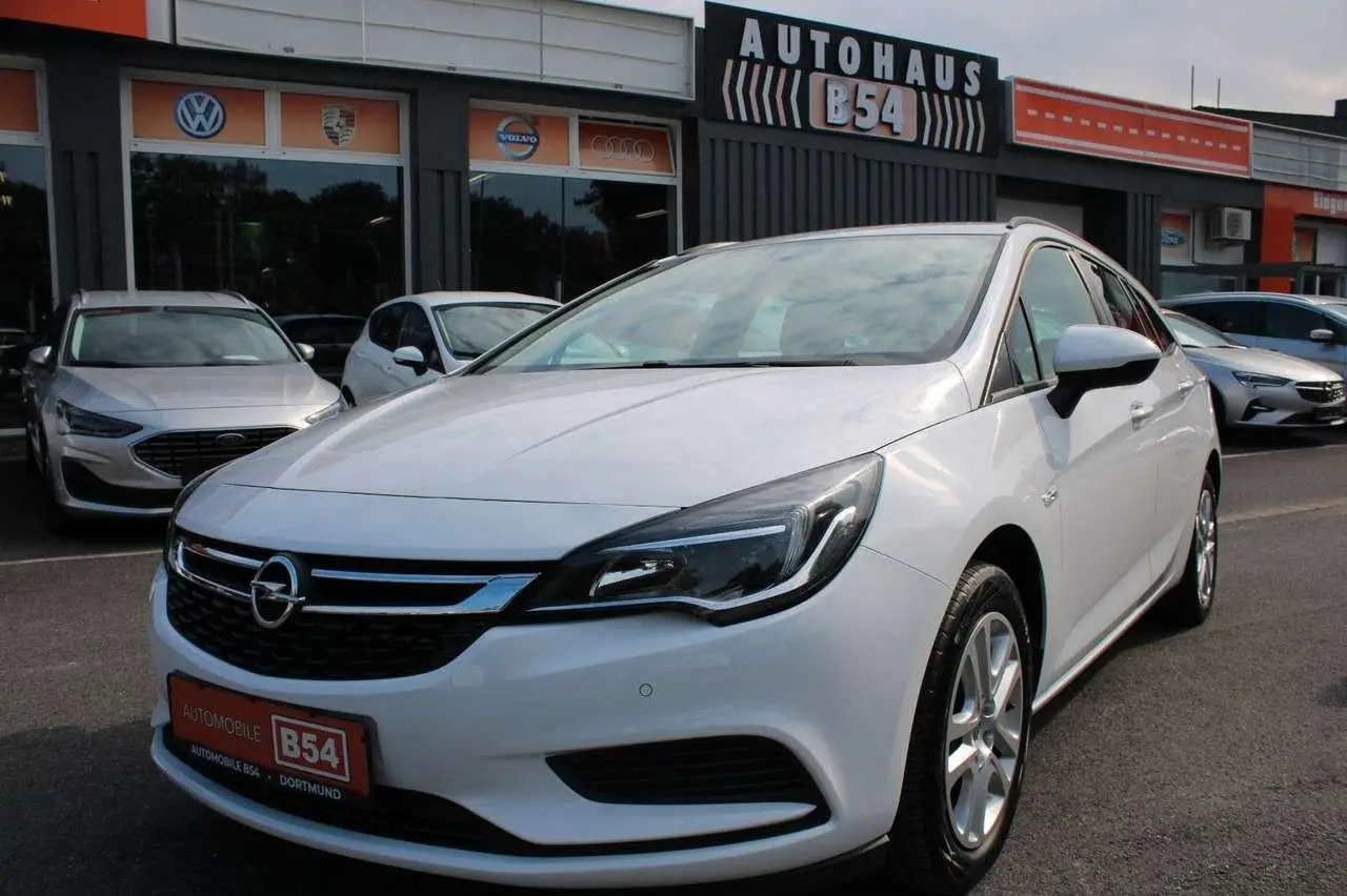 Photo 1 : Opel Astra 2019 Diesel