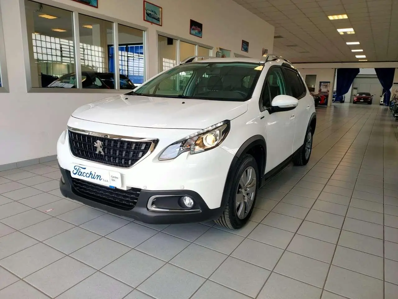 Photo 1 : Peugeot 2008 2019 Essence